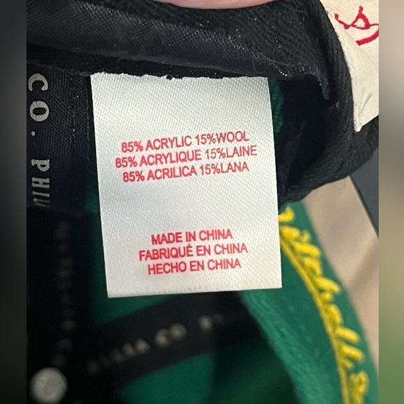 Green and Black Celtics Cap - Mitchell & Ness - Picture 5 of 6